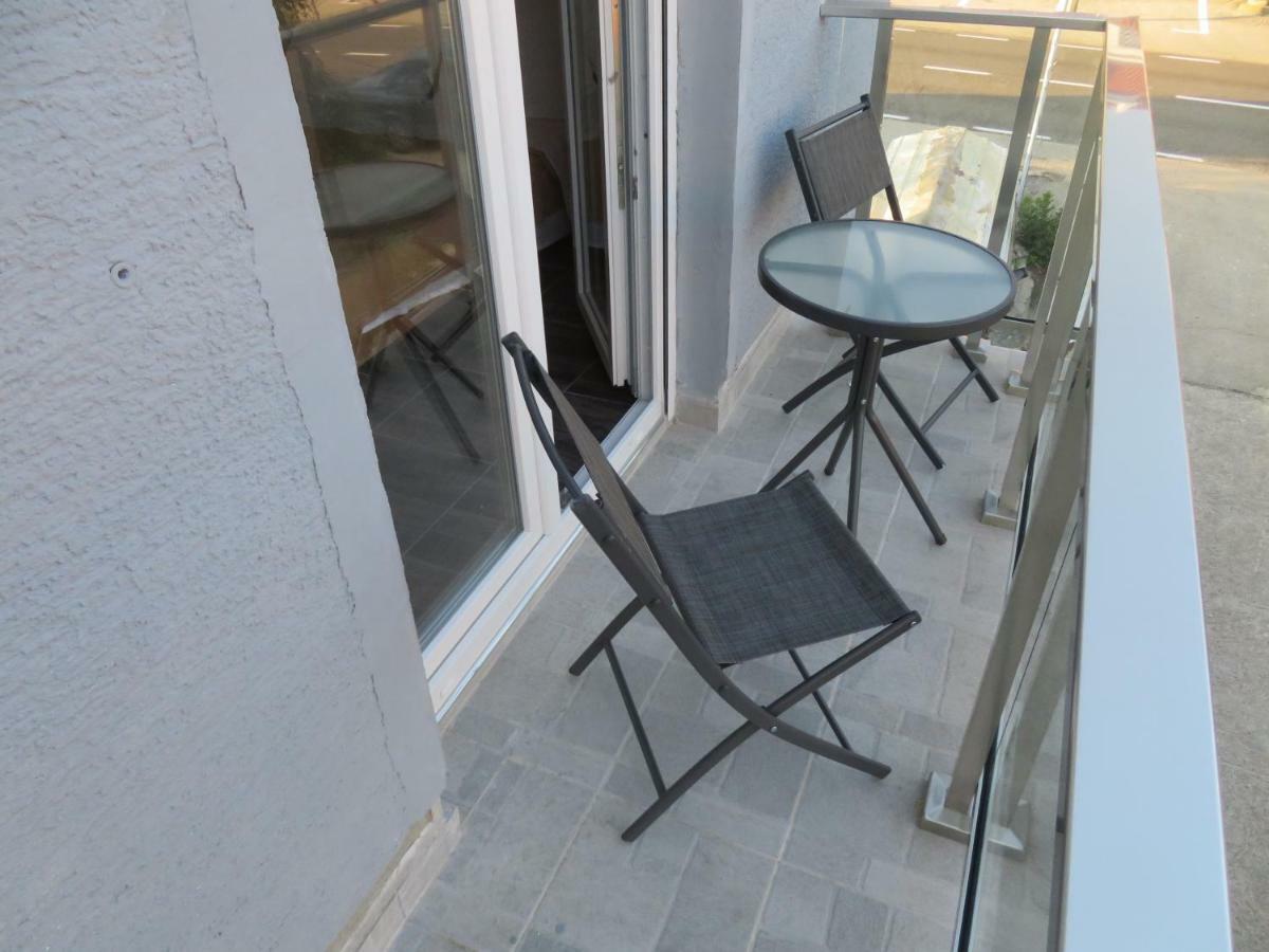 Vila Velvet Hotel Starigrad Paklenica Luaran gambar