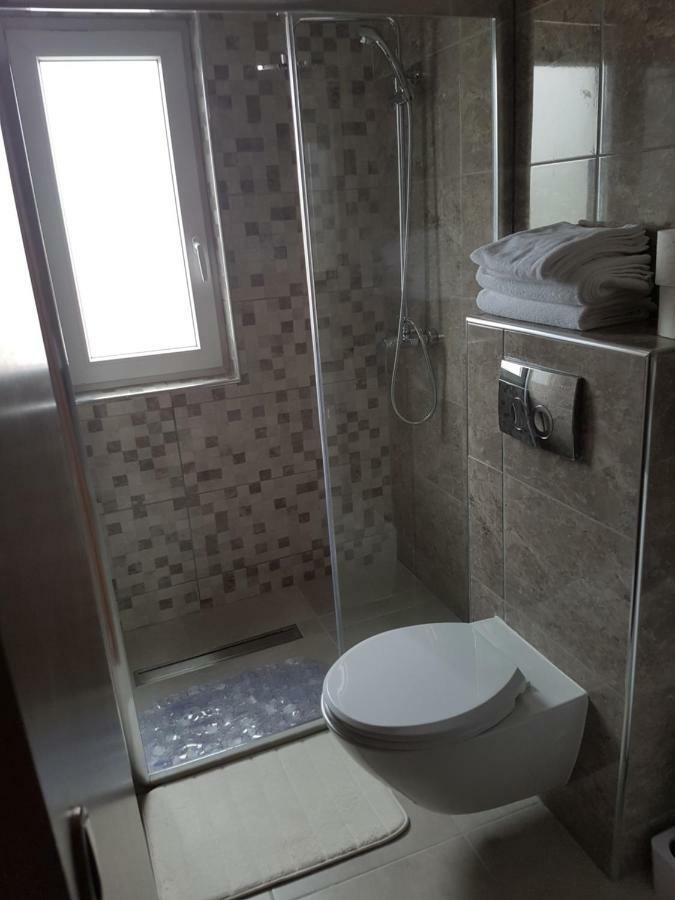 Vila Velvet Hotel Starigrad Paklenica Luaran gambar