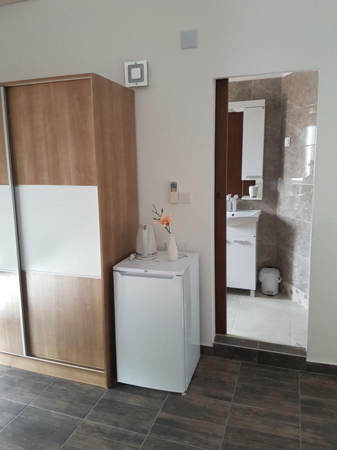 Vila Velvet Hotel Starigrad Paklenica Luaran gambar