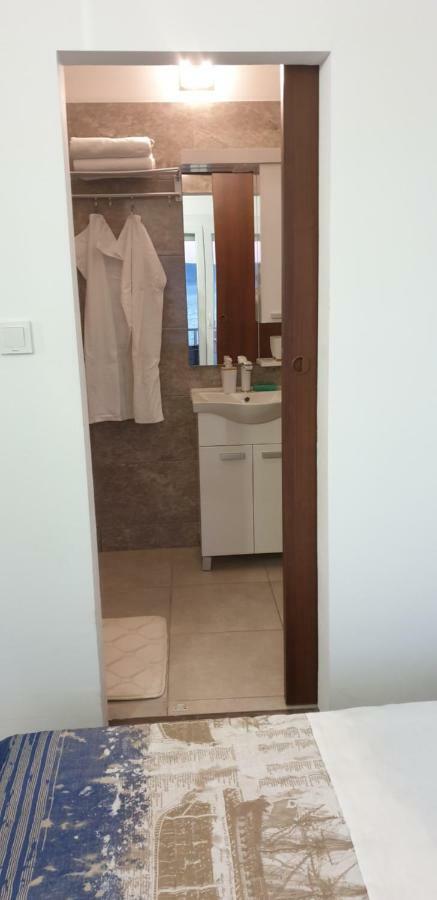 Vila Velvet Hotel Starigrad Paklenica Luaran gambar